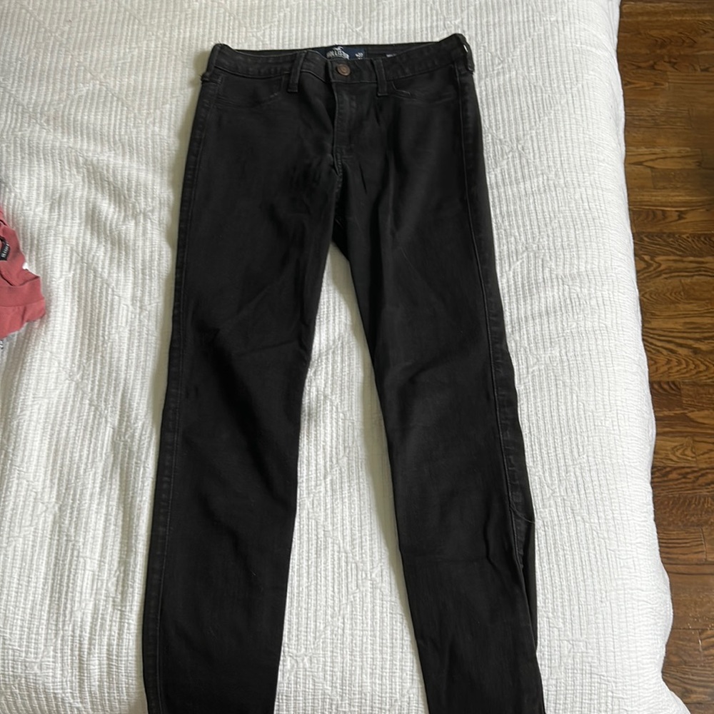 Hollister black skinny jeans no rips